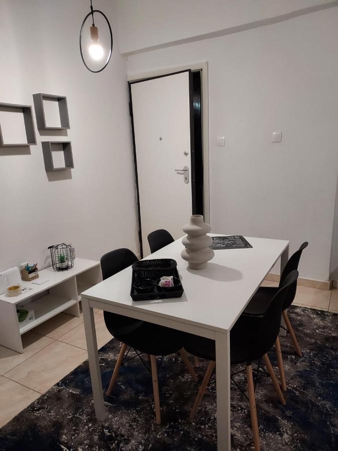 Pagrati παγκράτι Apartamento *